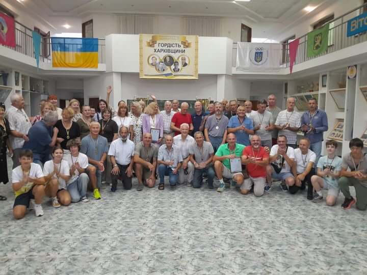 Волейбол, що об’єднує покоління: у Харкові відбувся турнір серед ветеранів 45+